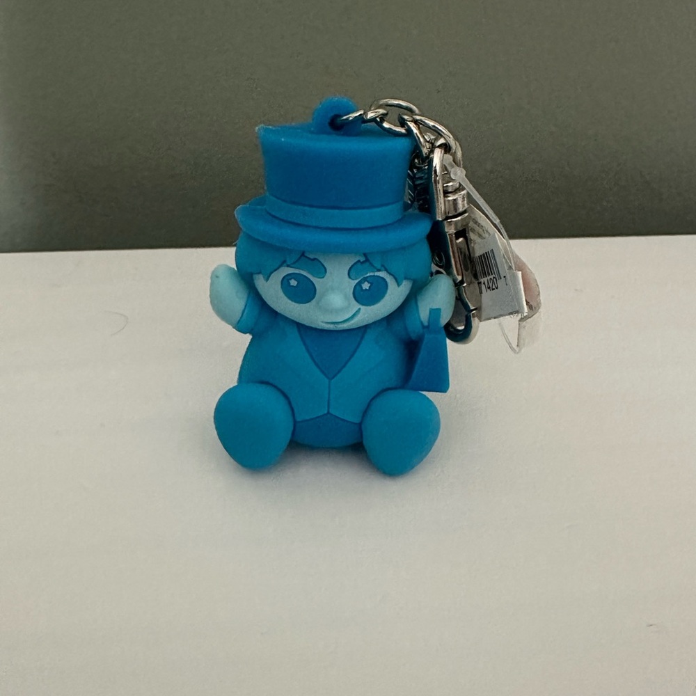 Disney Parks Haunted Mansion Phineas Ghost Wishables‎ keychain NWT